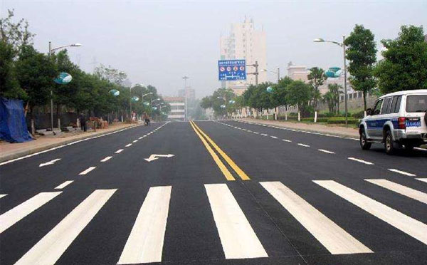 临夏标线涂料在临夏环氧地坪项目中的选择与应用